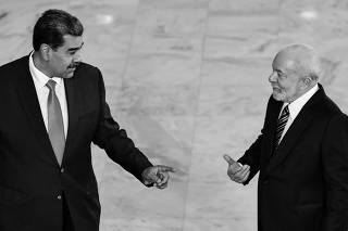 South American presidents arrive for regional summit in Brasilia