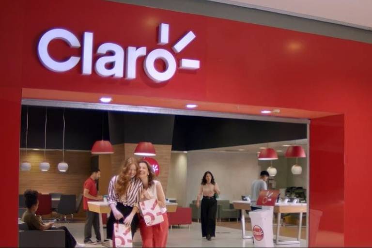 Durante teste, filmes diferentes de campanha da Claro foram entregues de acordo com o perfil do espectador da Globo, por meio de tecnologia que segmenta a publicidade