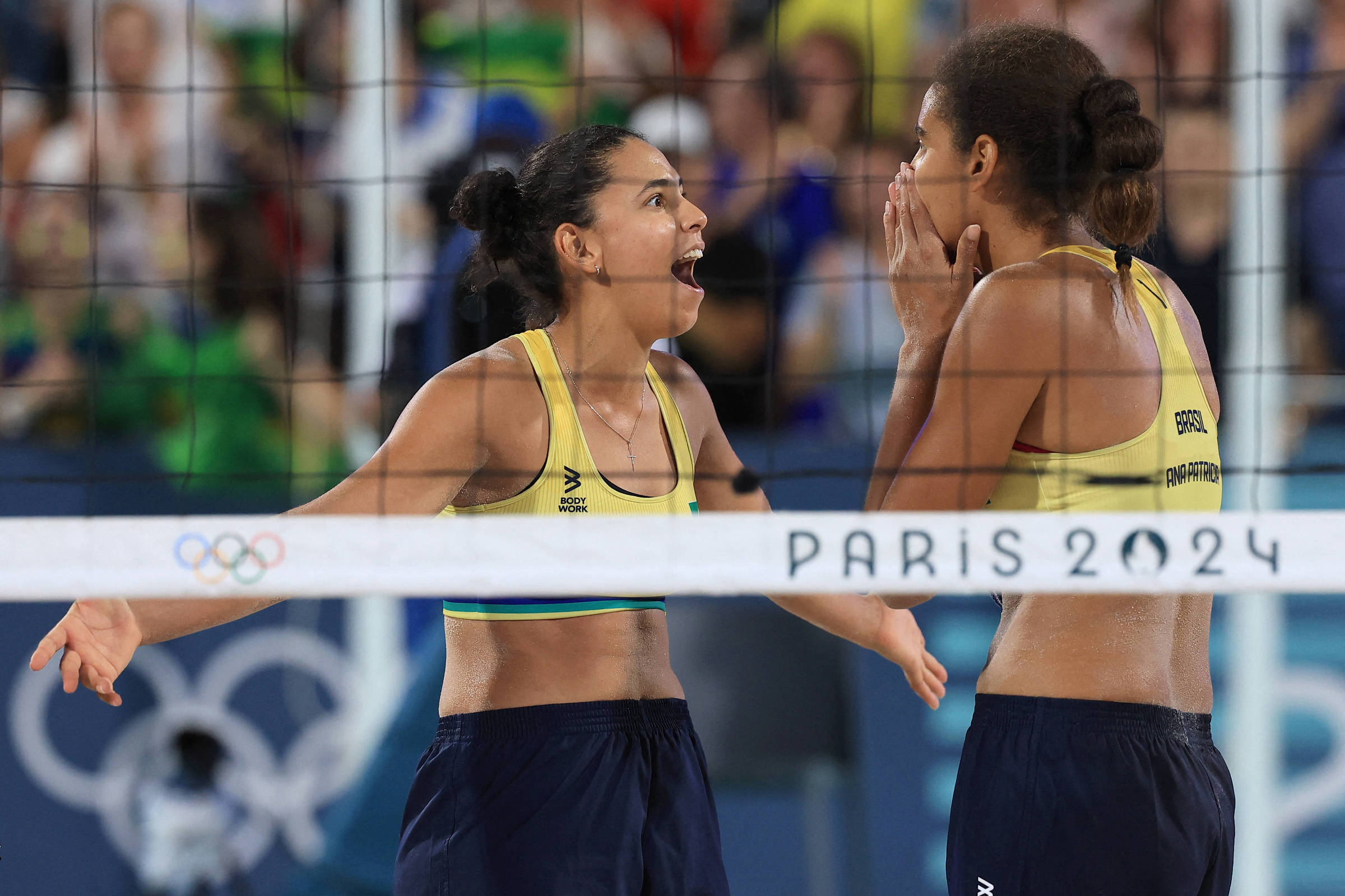 Olimpíadas: medalha de ouro do vôlei de praia faz Globo bater recorde e alcançar 51 milhões