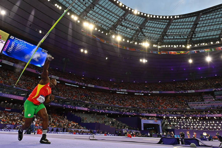 Anderson Peters, de Granada, medalhista de bronze no lançamento de dardo
