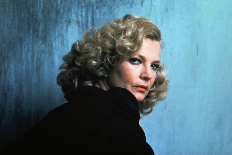 A atriz Gena Rowlands em cena do filme 'Gloria', de John Cassavetes