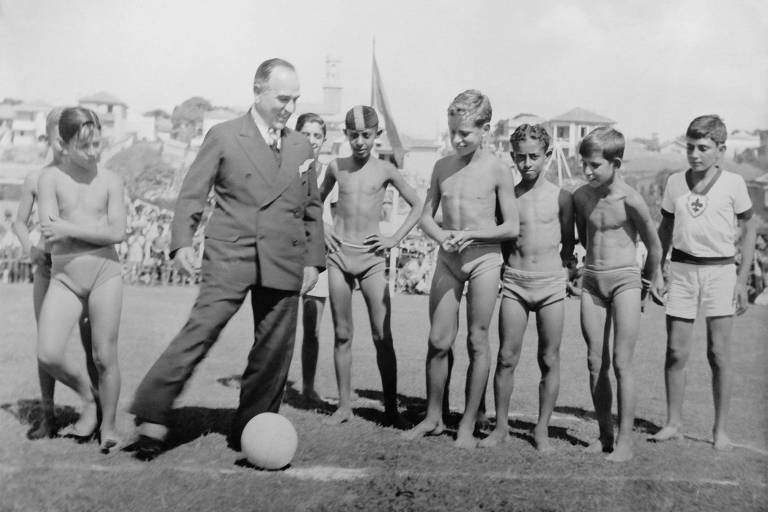 Getúlio Vargas em visita ao interior de Minas Gerais, em 1938