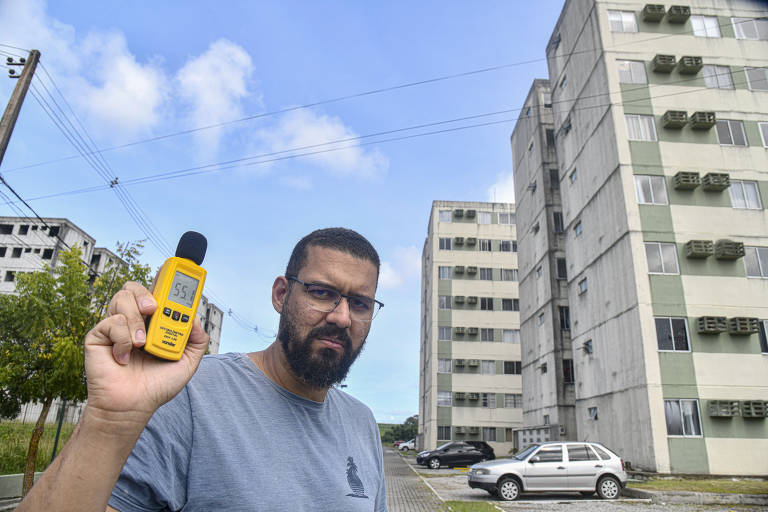 Síndico de outro condomínio do complexo, o servidor público federal Eduardo Chaves Santos conta que sua esposa desenvolveu tireoidite crônica e sofreu um aborto depois da mudança para o local