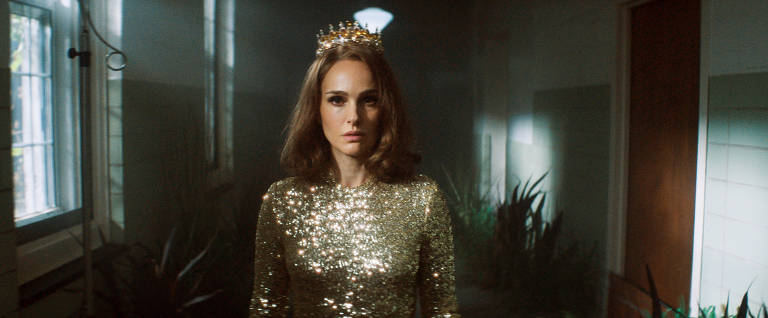 Cena da primeira temporada da série A Mulher no Lago com Natalie Portman