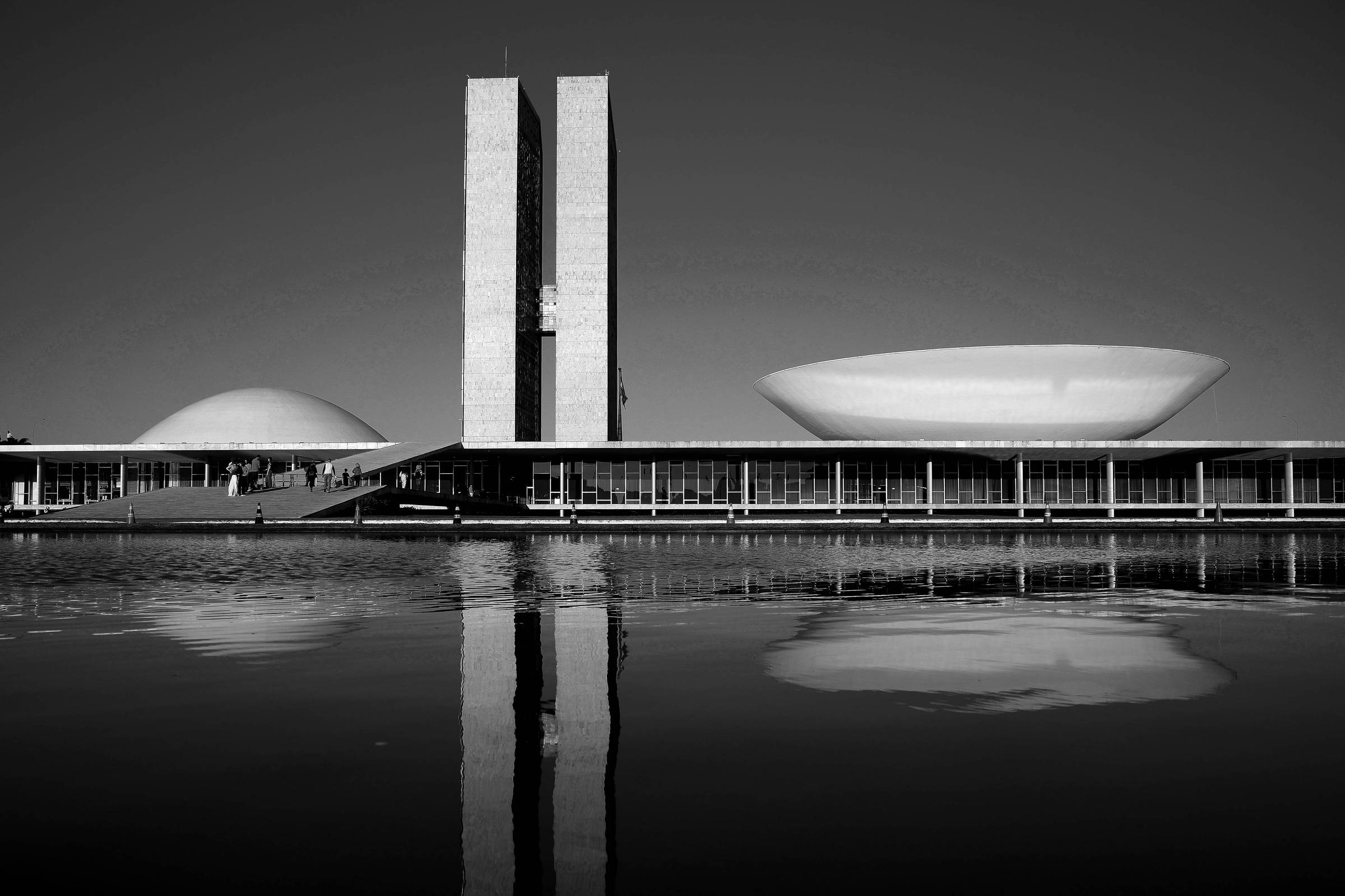 Redução de partidos é racionalização da política