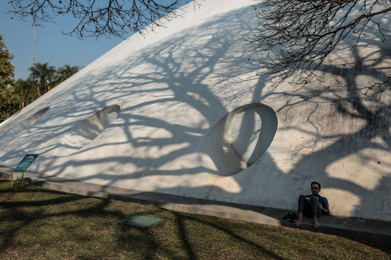 Ibirapuera completa 70 anos