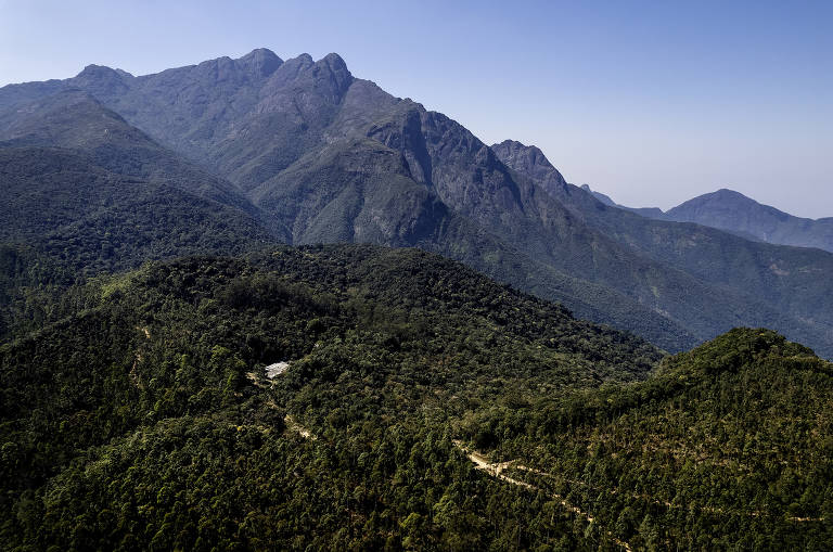 Veja imagens de Piquete (SP) e do Pico dos Marins, onde Marçal liderou expedição