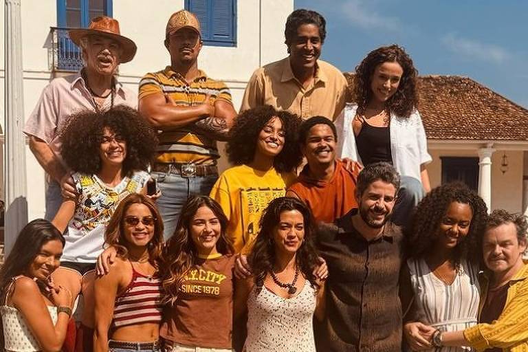 Elenco de 'Renascer' se despede das gravações da novela