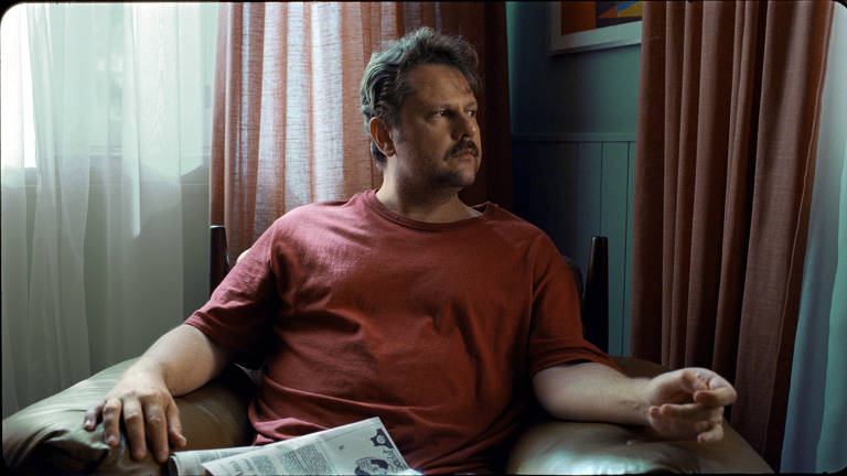 Cena do filme Ainda Estou Aqui com Selton Mello