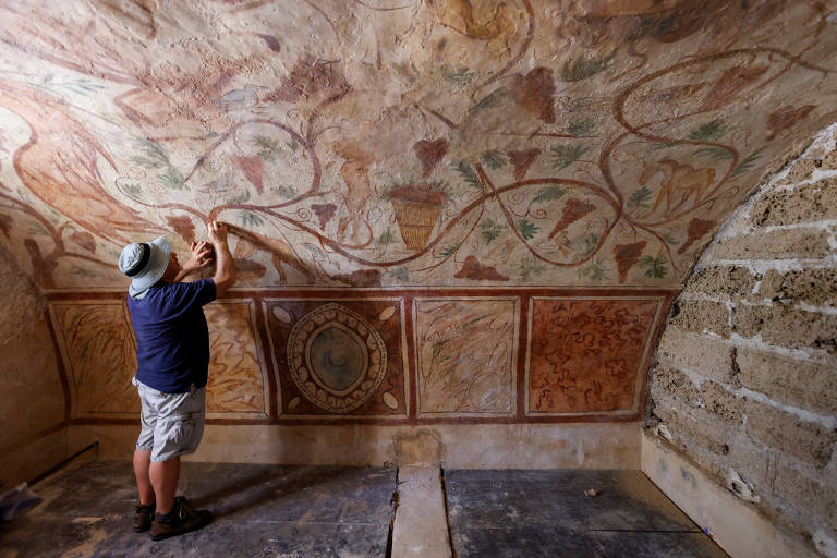 Tumbas romanas de 1.600 anos com murais poderão ser visitadas em Israel