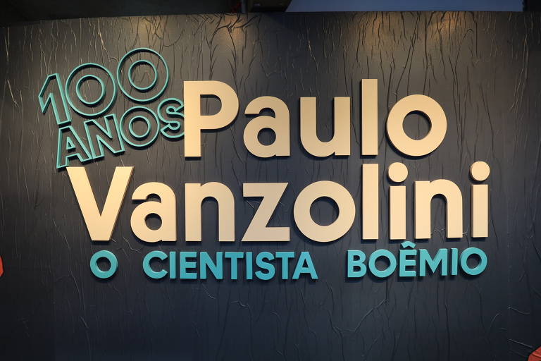 Veja imagens da mostra '100 anos de Paulo Vanzolini, o cientista boêmio' em SP