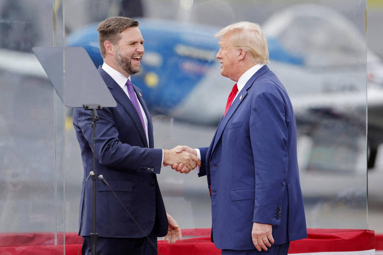 Donald Trump e o candidato republicano à vice-presidência JD Vance