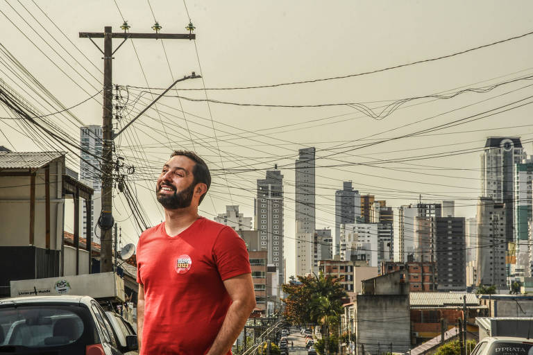 Balneário Camboriú, a 'Dubai brasileira', vive campanha eleitoral movimentada