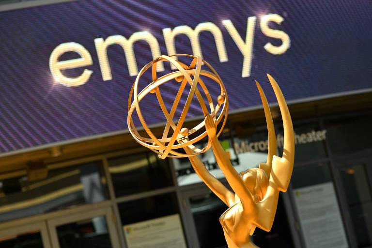 A estatueta do Emmy