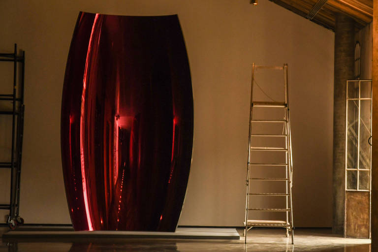 Obra de Anish Kapoor da exposição 'Inflamação', que se inicia com a abertura da Casa Bradesco