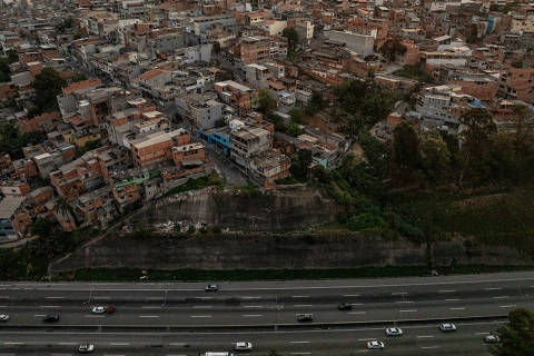 Governo Lula prevê dez leilões de estradas federais até o fim do ano, com três repactuações