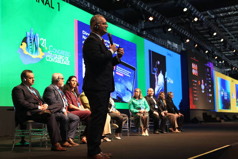 Elias Dib Caddah Neto, coordenador-adjunto da Comissão Nacional de Educação Contábil do CFC, durante congresso da entidade 