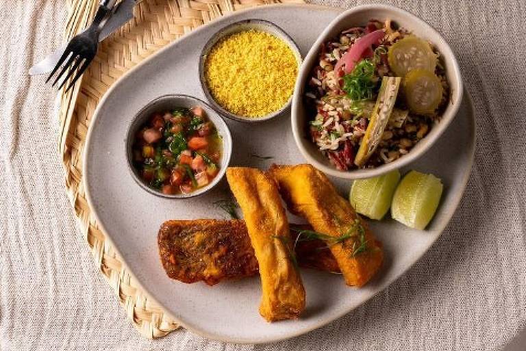 Costelinha de tambaqui servido no restaurante Tucupi do Centro