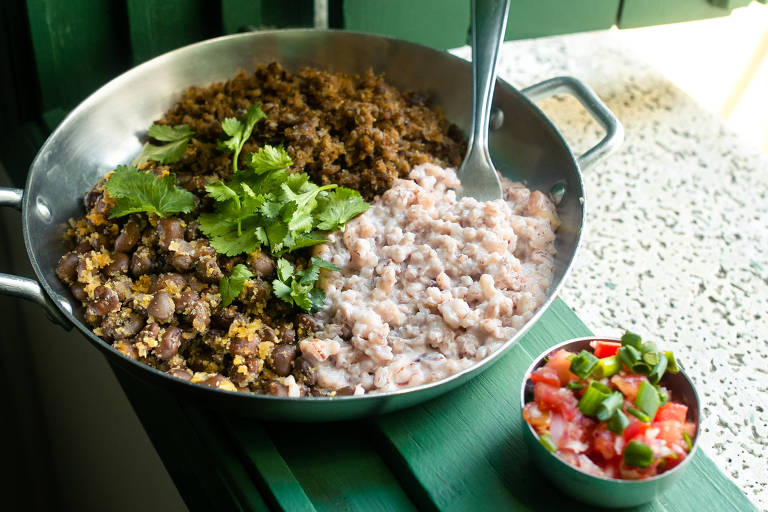 Arroz com nata e paçoca do restaurante Jesuíno Brilhante