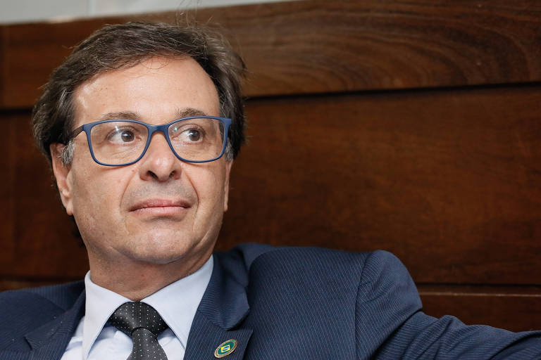 Ex-ministro diz que Bolsonaro já gastou metade da vaquinha de R$ 17 milhões e pede novas doações