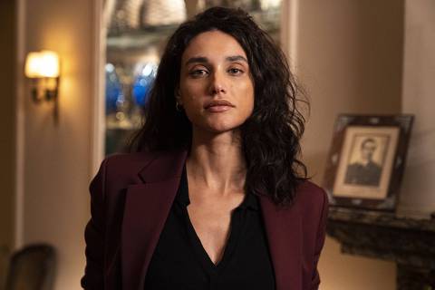 Débora Nascimento nas gravações de 'Cenas de um Crime': série feita pelo Paramount é abortada antes de ir ao ar