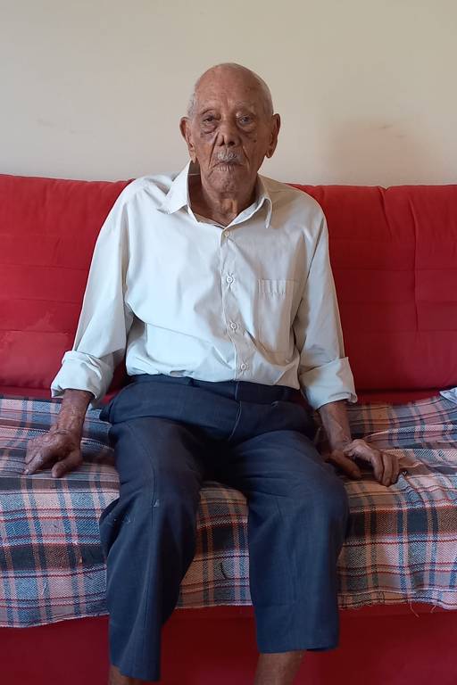 Benvindo Ferreira de Oliveira tem 110 anos e hoje tem sete filhos vivos