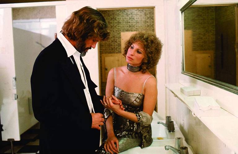 Kris Kristofferson e Barbra Streisand em "Nasceu uma Estrela", de 1976