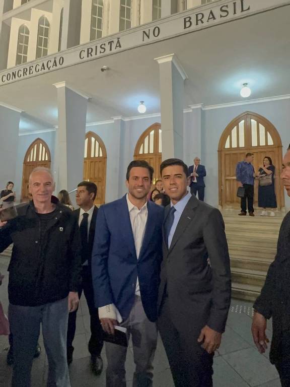 Pablo Marçal visita igreja da Congregação Cristã do Brasil