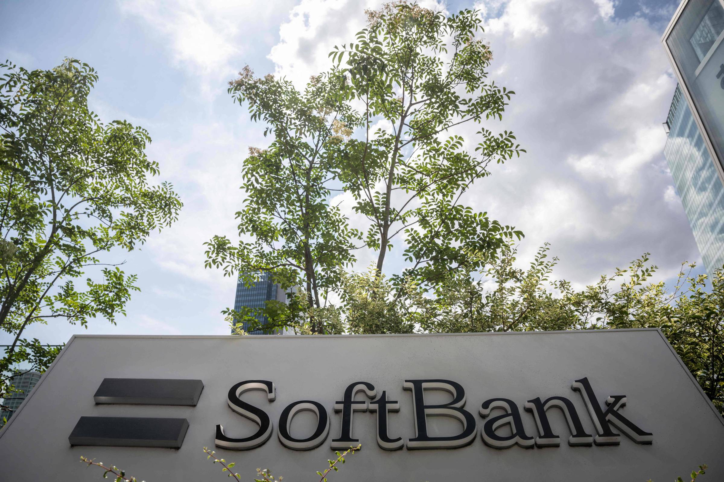 SoftBank Investe US$ 500 Milhões na OpenAI Esta Semana!