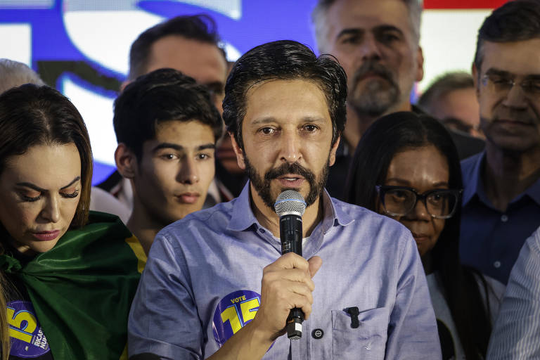 Ricardo Nunes (MDB) durante discurso após o resultado das eleições