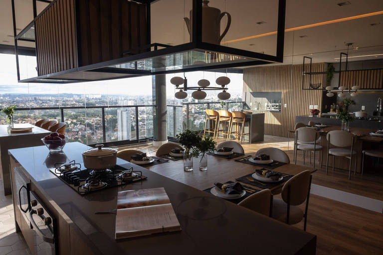 A pesquisa pelo imóvel perfeito deve contemplar análise da idoneidade do vendedor, opções de pagamento e cálculo para se certificar de que a compra caberá no bolso