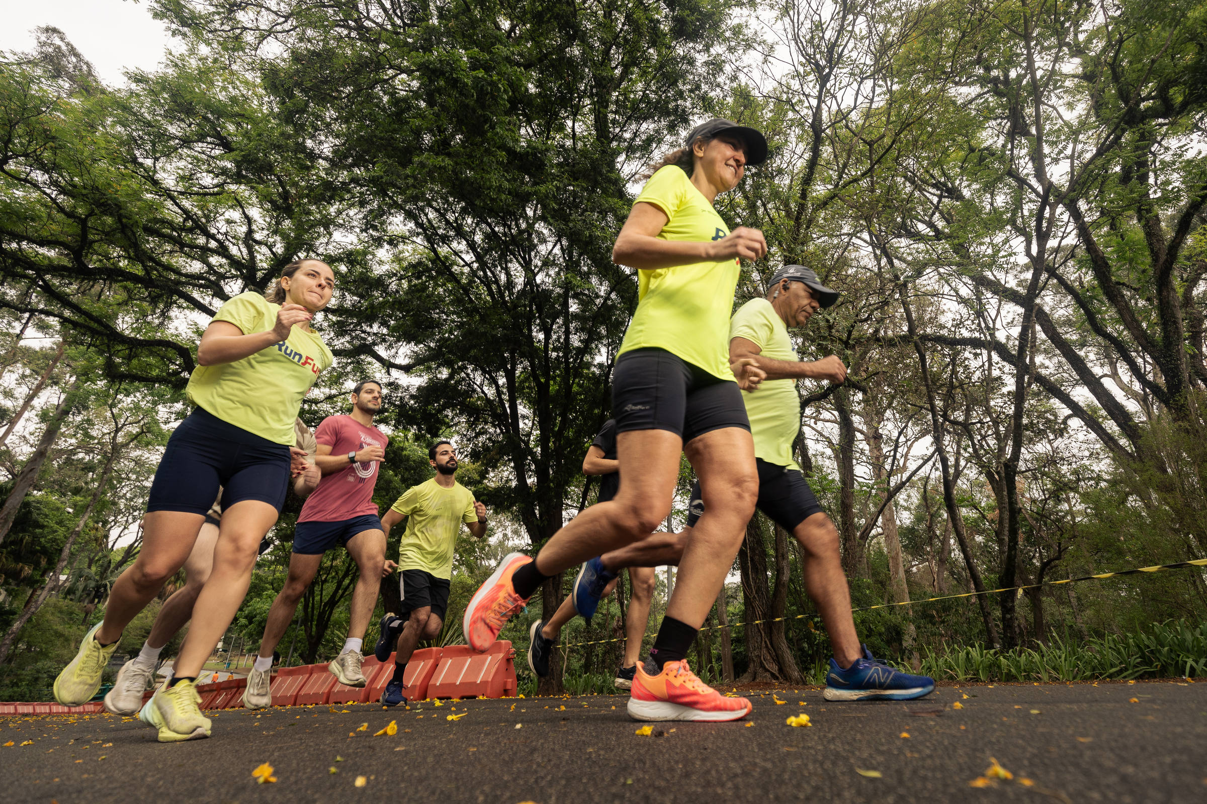Com sua própria assessoria de corrida, Urbia acirra briga com treinadores