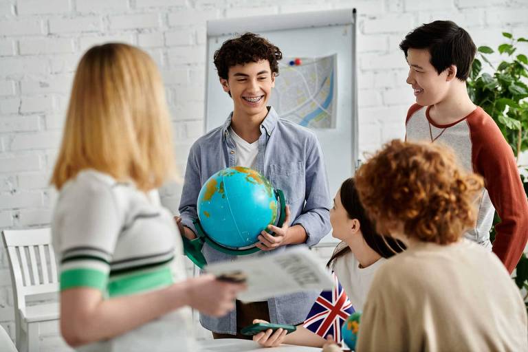 Especial Colégios - Estúdio Folha