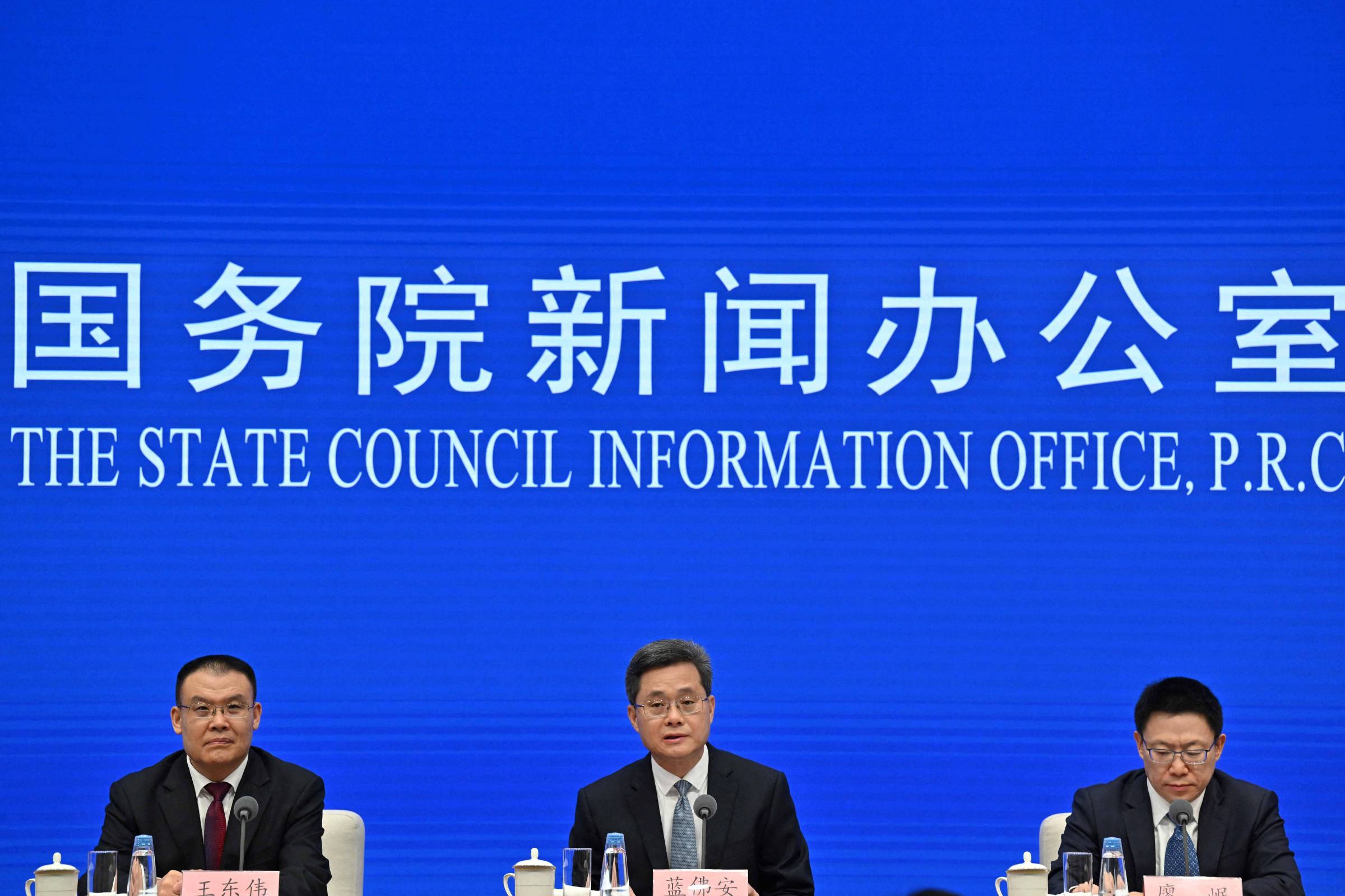 China Anuncia Medidas de Incentivo: Pacote Frustrante em 2024