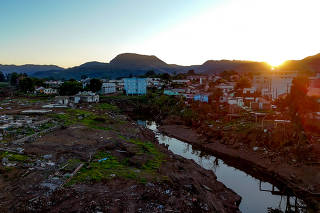 RECONSTRUÇÃO DO RS