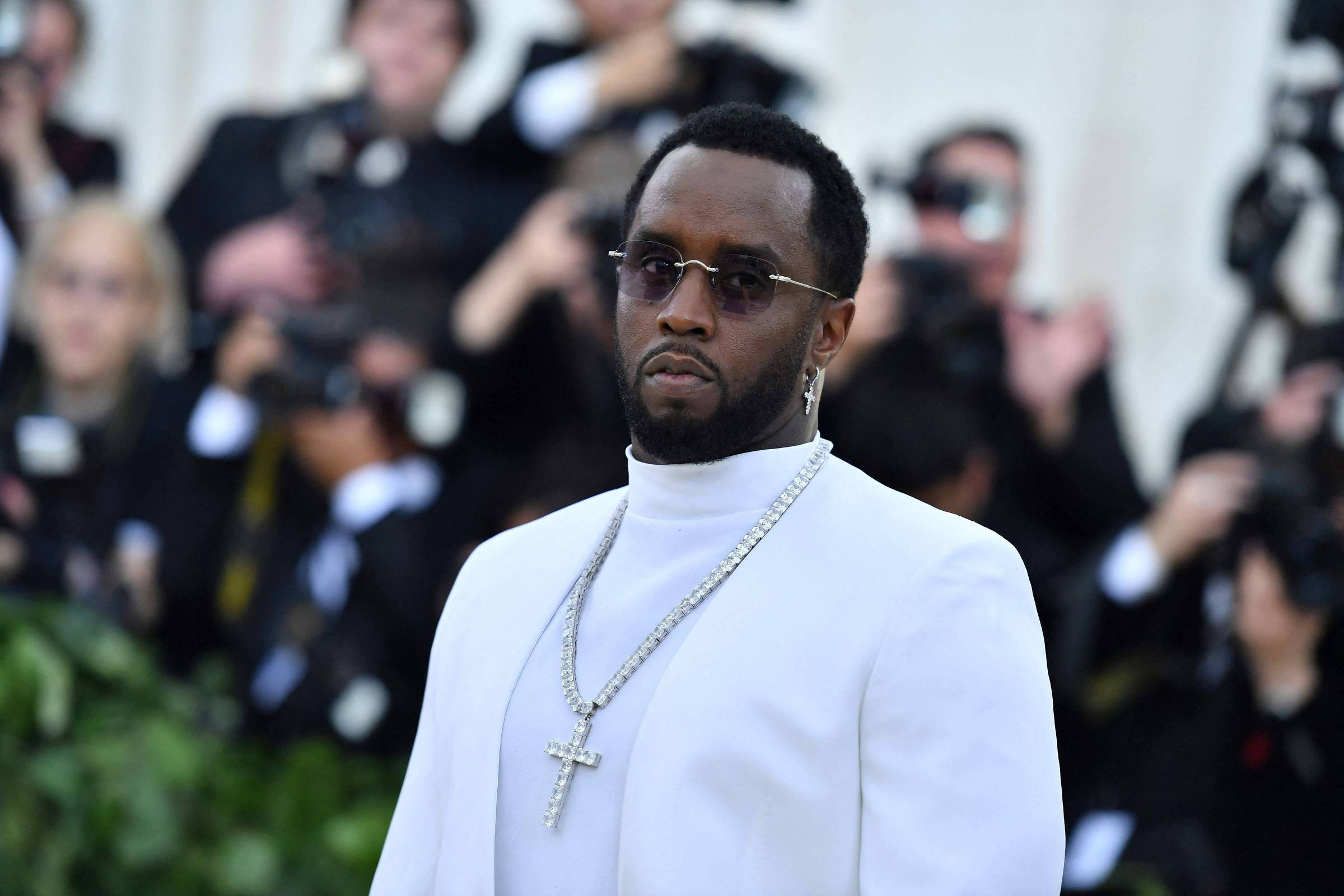 Sean 'diddy' combs é acusado de estuprar menino de dez anos em 2005