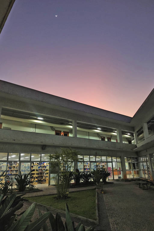 Biblioteca da Escola de Engenharia da UFMG (Universidade Federal de Minas Gerais), em Belo Horizonte