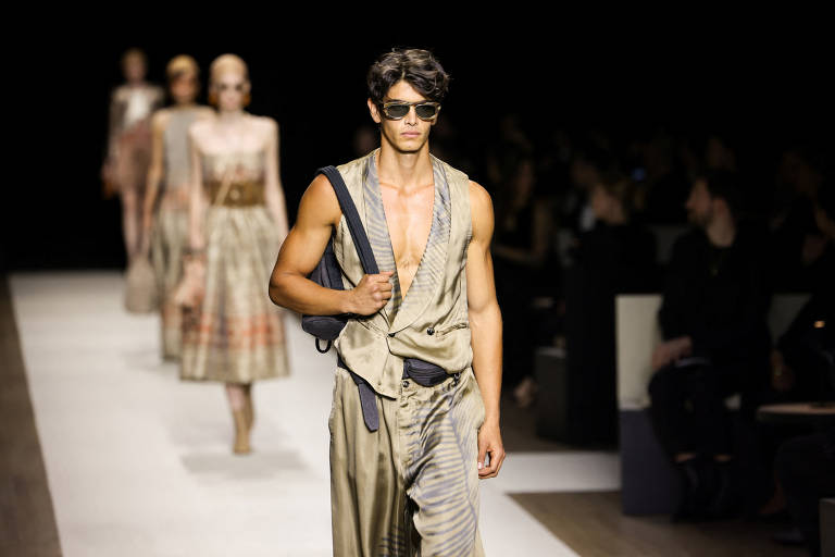 Coleção de Primavera Verão 2025 de Giorgio Armani