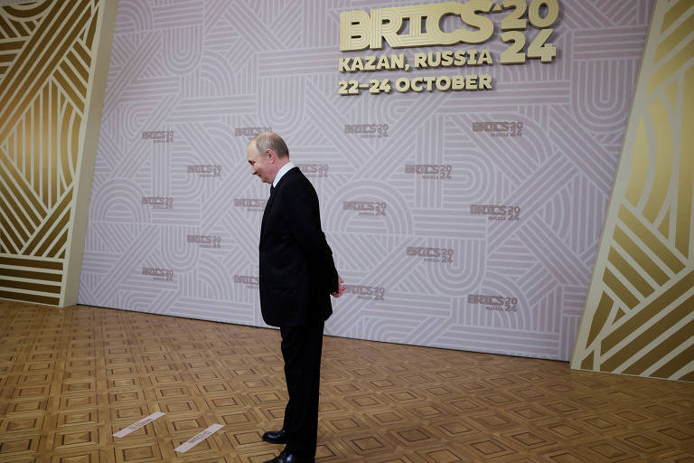 O presidente russo Vladimir Putin inicia cerimônia de boas-vindas aos participantes da Cúpula do Brics em Kazan, na Rússia