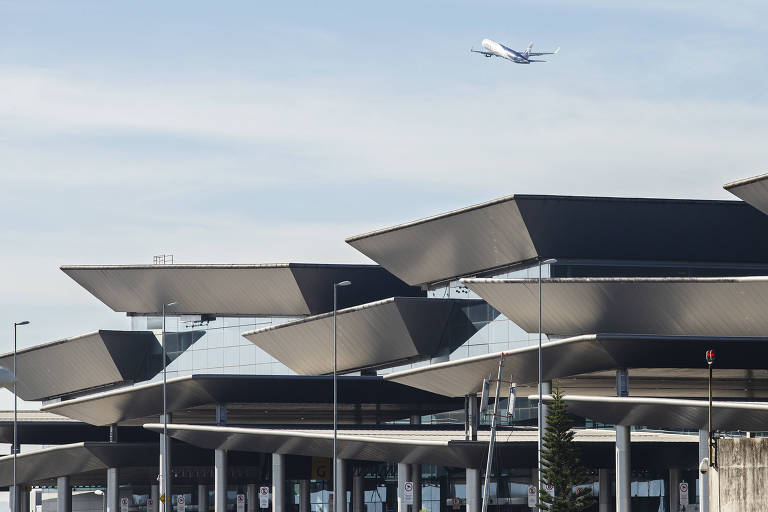 Controladora de concessionária do aeroporto de Guarulhos, Invepar avalia recuperação judicial