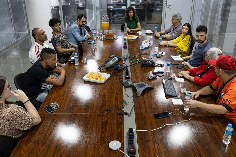 Folha reuniu dez eleitores de Ricardo Nunes (MDB) e Guilherme Boulos (PSOL) nesta terça-feira (22)