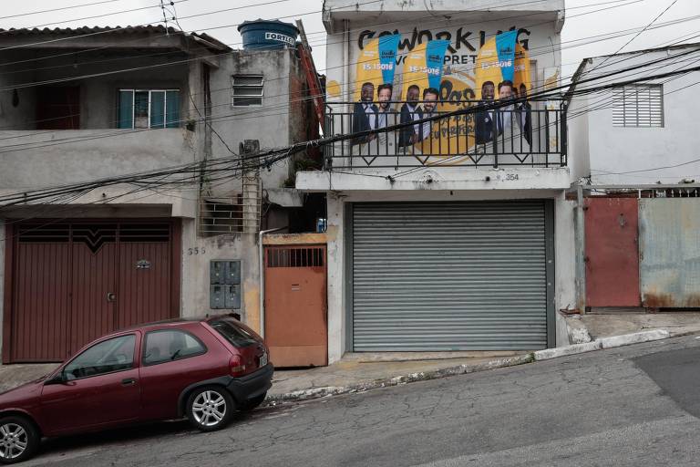 Bairro que pariu 'cria da periferia' tem referências a Nunes reeleito e esquerda