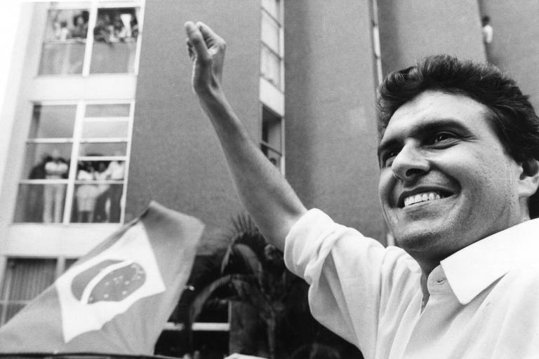 Em 1989, Caiado disputou a Presidência da República pelo PSD; na foto, em carreata por Leopoldina, em Minas Gerais