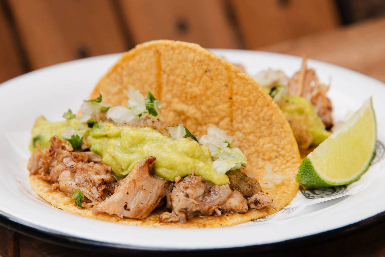 Tacos carnitas, servido na Taquería La Sabrosa