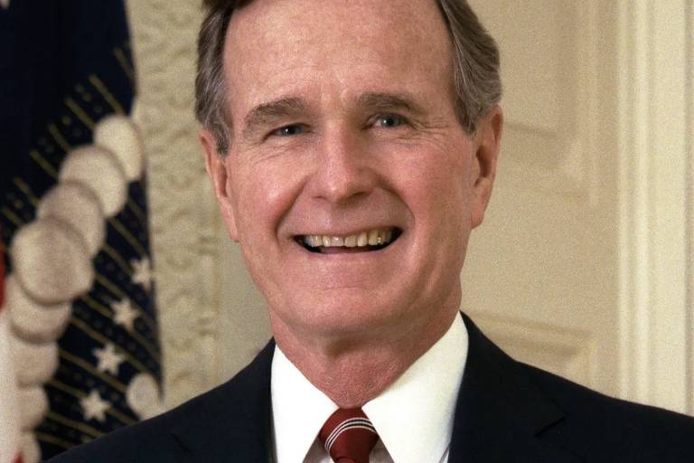 George Bush, 41º presidente dos EUA, liderou o país durante a Guerra do Golfo e foi responsável pela política de "nova ordem mundial" após a Guerra Fria