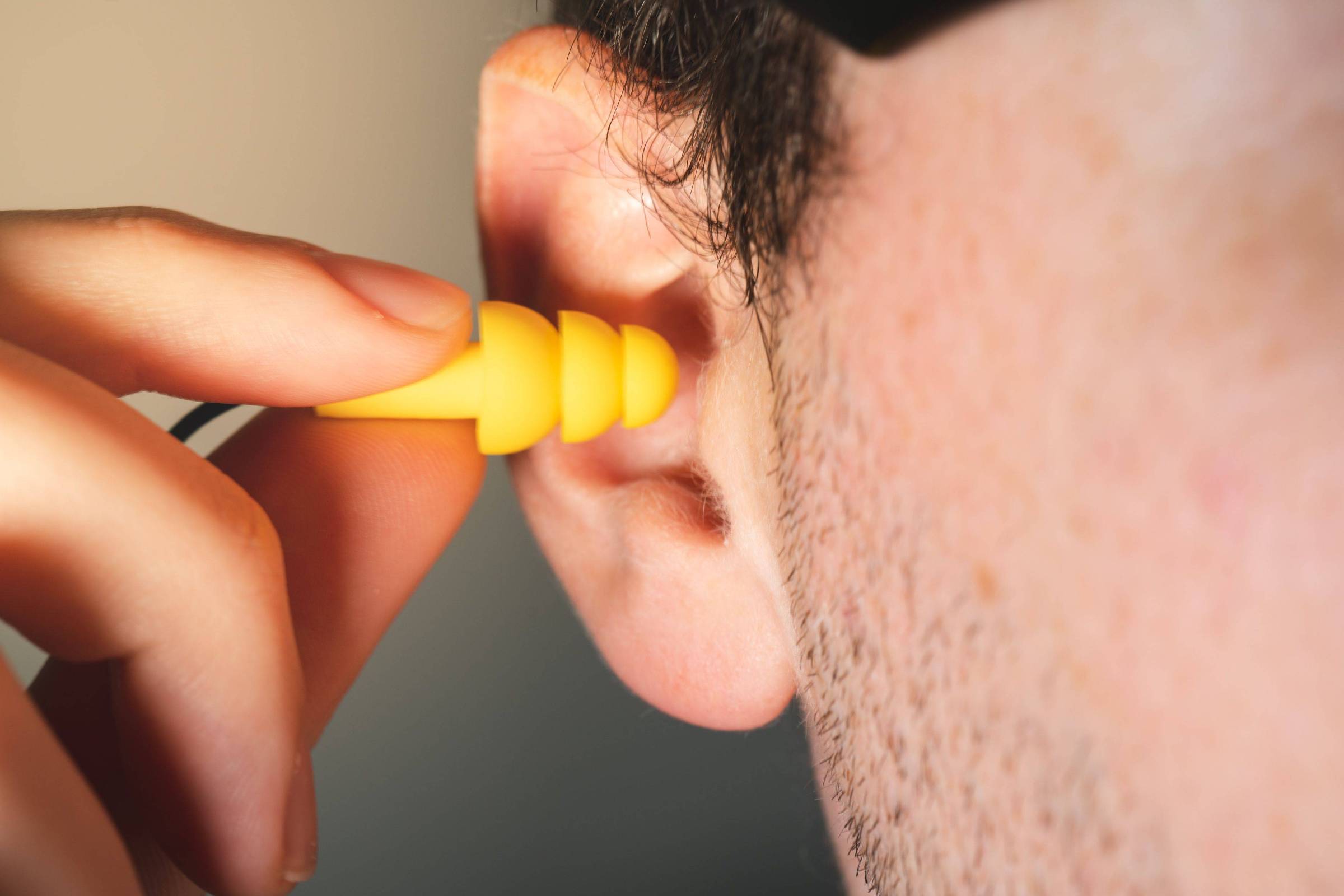 Sua audição pode piorar com a idade; veja como protegê-la