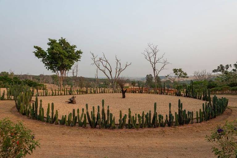 Pavilhão Celia no Parque Campana, em Brotas (SP)