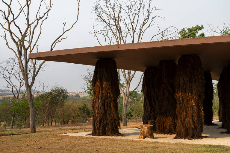 Conheça o Parque Campana, um refúgio de paz e arte no meio da adrenalina