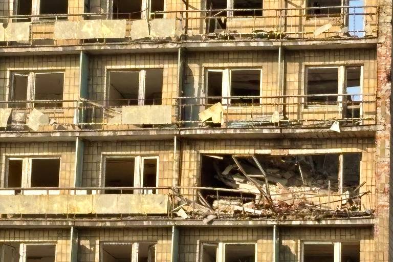 Edifício destruído em Mariupol, símbolo da Guerra da Ucrânia