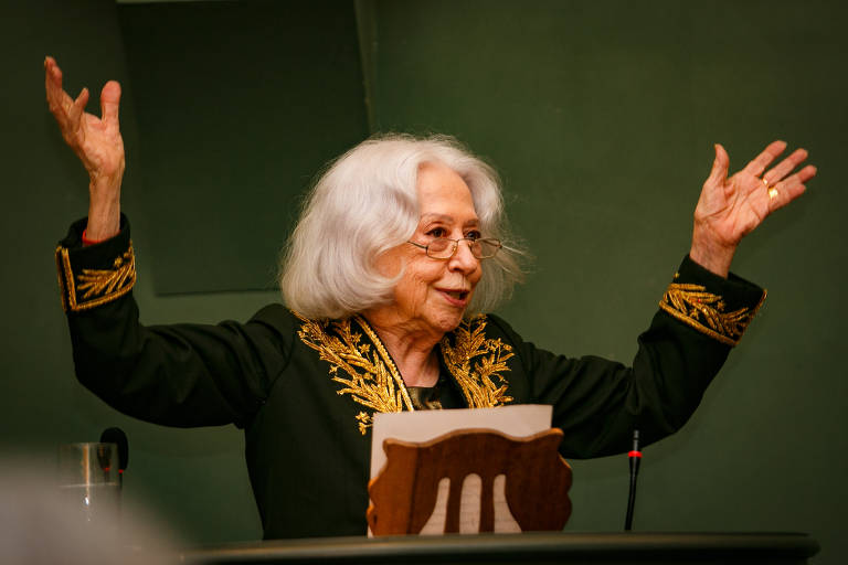 Quem faz parte da Academia Brasileira de Letras
